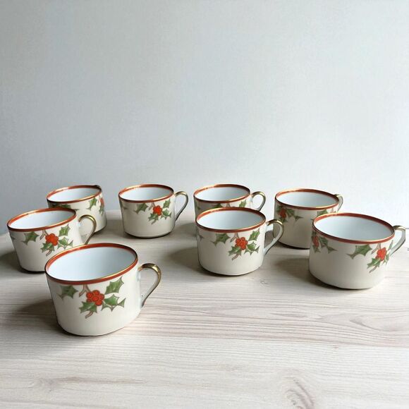 Vintage Fitz and Floyd “Christmas Holly” Cups tea mugs– Set of 8 unused new - Picture 1 of 9